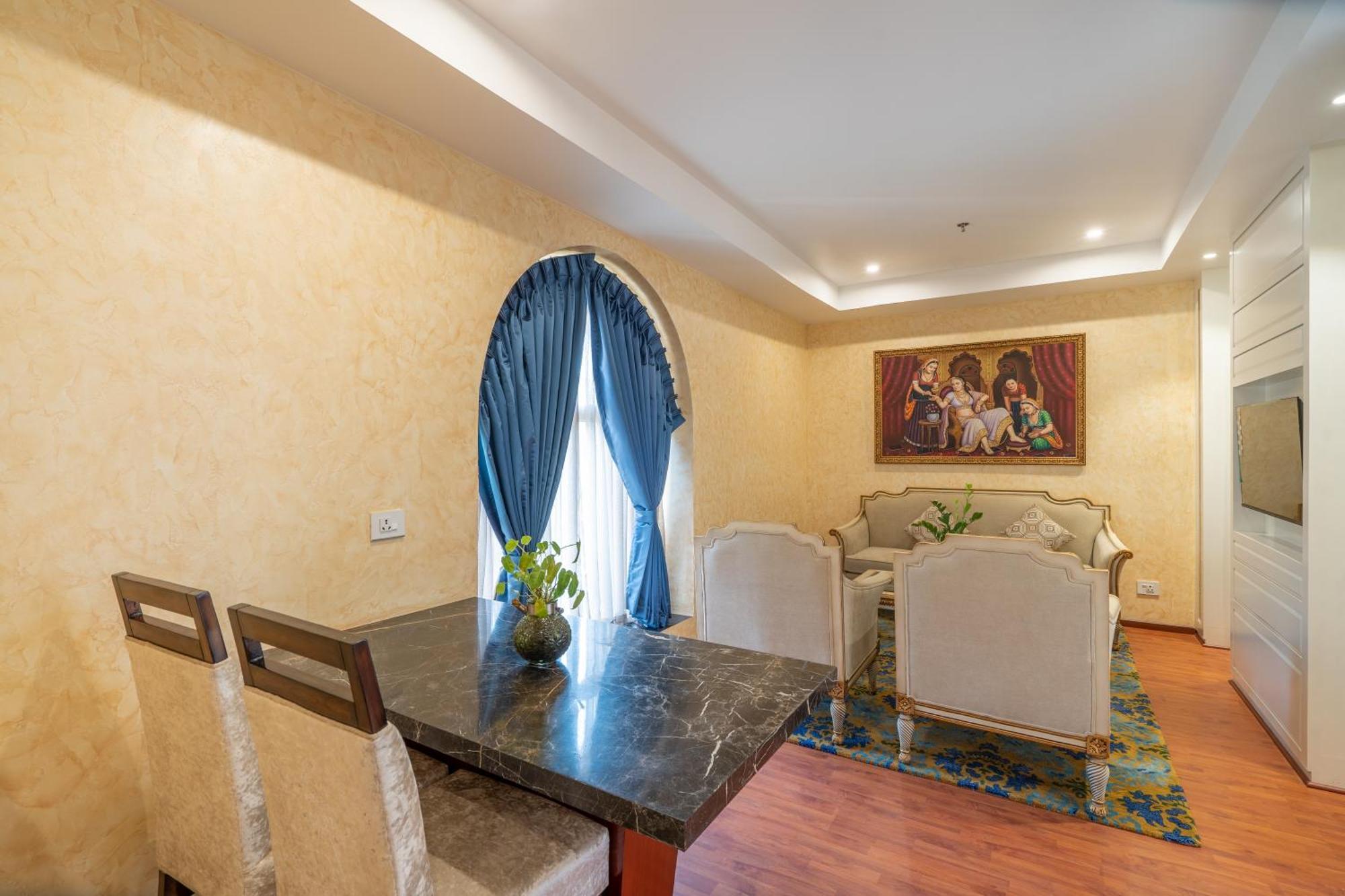 Hukam'S Lalit Mahal - Hotel Convention Club Rāipur Kültér fotó